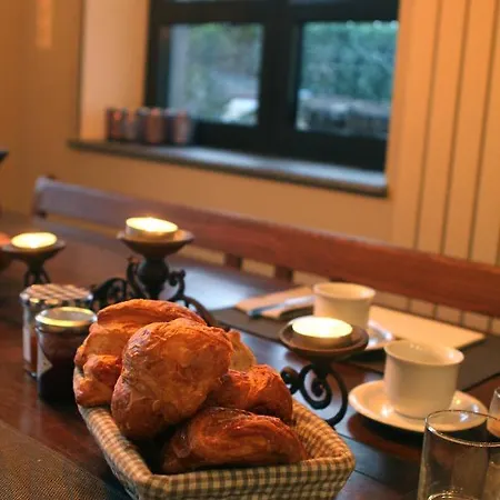 Maison De Charme Avec Piscine&jaccuzzi Couette-café