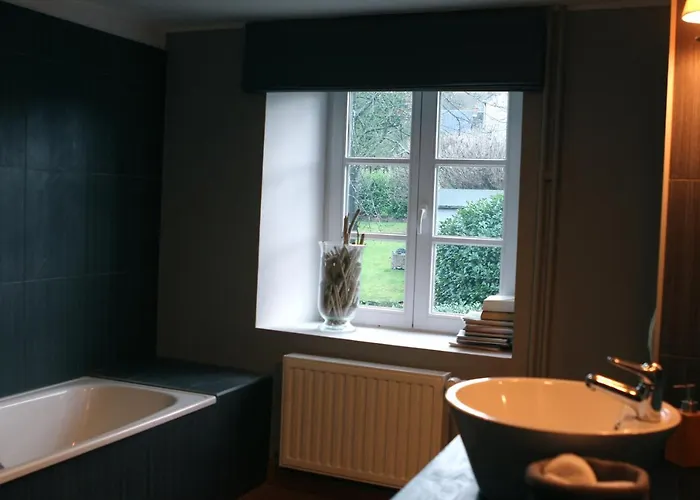 Maison De Charme A Et Le La Bed & Breakfast Crupet