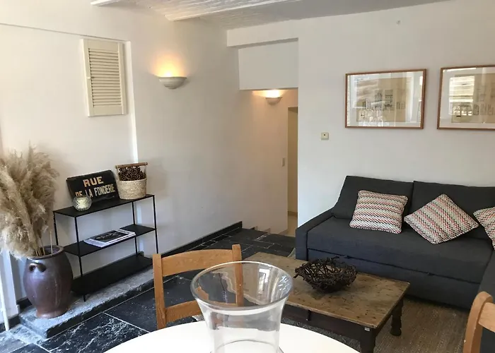 Bed & Breakfast Maison De Charme A Et Le La Crupet